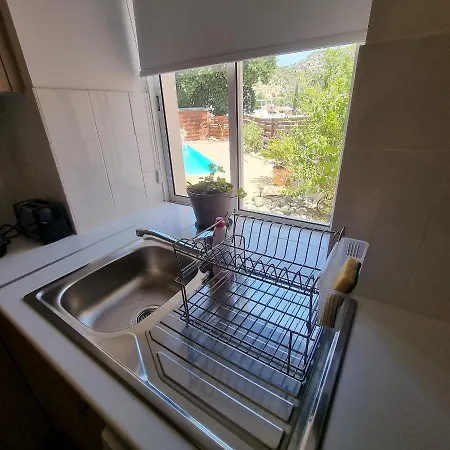 Potamos Private 4* Steni